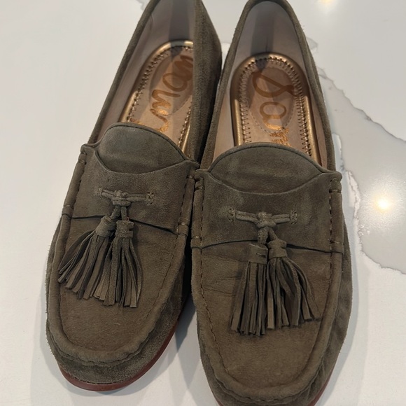 Olive green suede Sam Edelman loafers - Picture 2 of 4